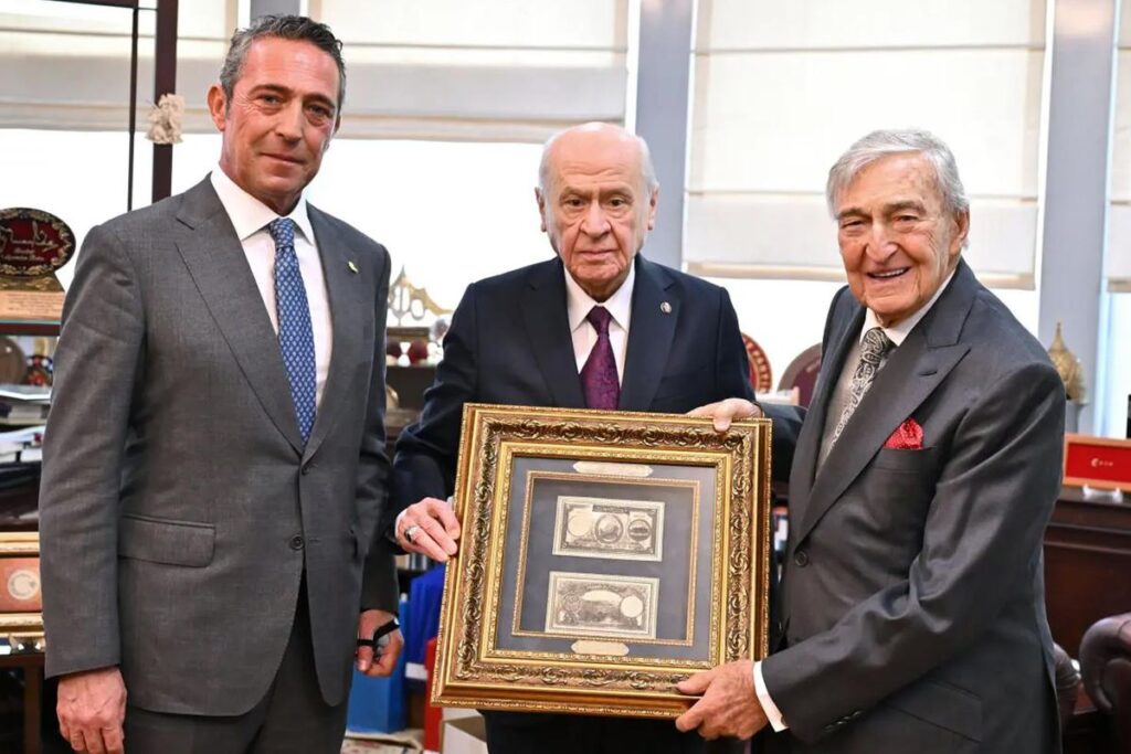 Koç Ailesi’nin Bahçeli’ye verdiği hediyenin sırrı! Değeri dudak uçuklatıyor